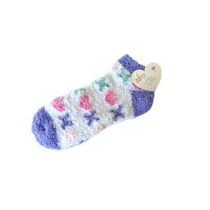 💕 NWT Women’s Cupid brand cozy ankle socks in soft polyester (fuzzy socks)